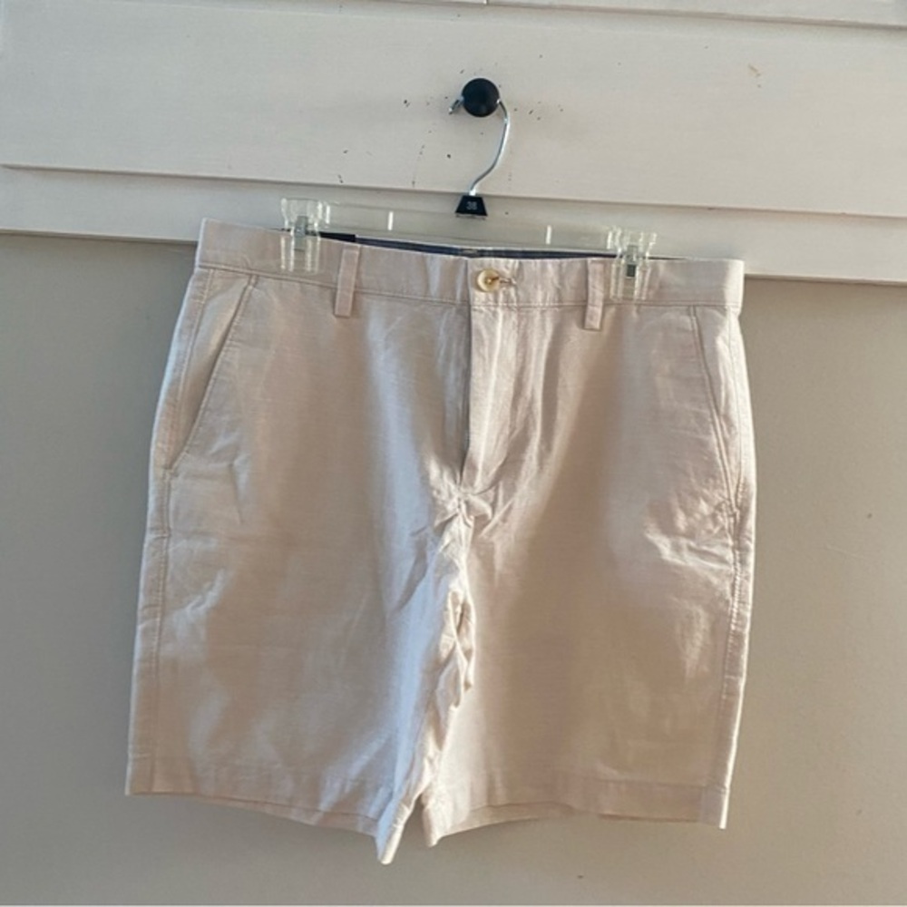 Banana Republic Factory 9” Slim Short Cream 33 Waist